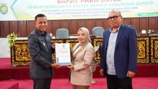 Wakil Bupati Bungo Hadiri Rapat Paripurna Dalam Rangka Penyampaian Rancangan Perubahan KUA Dan Rancangan Perubahan PPAS APBD Kabupaten Bungo Tahun Anggaran 2024