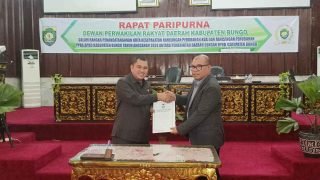 Pemda Bungo Bersama DPRD Sepakat Menandatangani Nota Kesepakatan Perubahan KUA-PPAS Tahun Anggaran 2024
